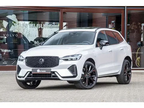 VOLVO XC60 2.0 T6 AWD ULTRA BLACK EDITION RECHARGE