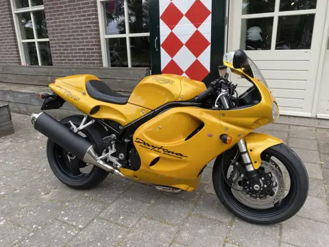 Triumph DAYTONA T595 (bj 1997)