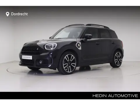 MINI Countryman Cooper S E ALL4 John Cooper Works | Premium Plus | 19" LM JCW | Dakdraagsysteem zwar