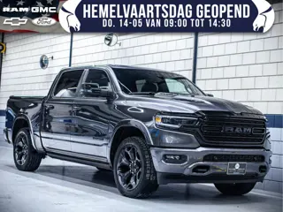 Dodge Ram 1500 Limited Night | 5.7L HEMI V8 4x4 Crew Cab