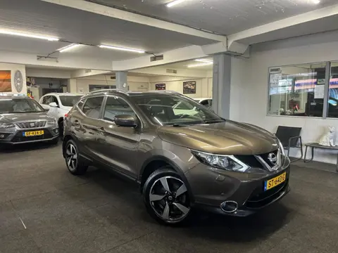 Nissan QASHQAI 1.2 *PANO*Camera*Vol Opties*2017* (bj 2017)