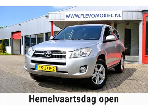 Toyota RAV4 2.0 VVTi 4WD Dynamic Aut. Leder|Clima|PDC|LMV
