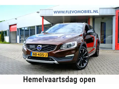 Volvo V60 Cross Country 2.0 D4 190pk Summum Pano|Xenon|1e Eig|Leder|Navi|LMV