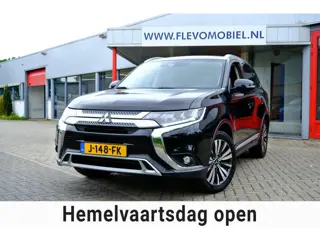 Mitsubishi Outlander 2.0 2WD Limited+ 7-pers Aut. Pano|Leder|Clima|Cam