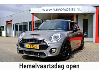Mini Cooper S 2.0 192pk JCW Aut. Leder|HUD|Sportstoelen|Cam|LMV