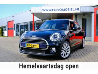 Mini Cooper 1.5 Cooper Chili Serious Business Navi|Clima|LMV