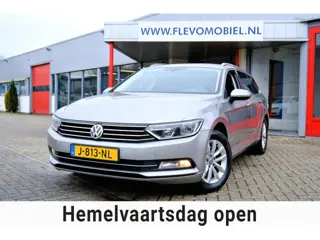 Volkswagen Passat Variant 1.6 TDI Connected Series Navi|Clima|LMV|PDC
