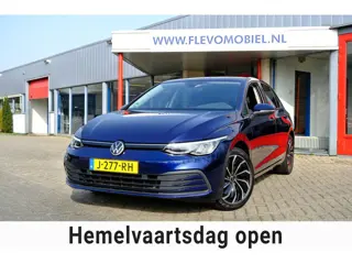 Volkswagen Golf 1.0 TSI Golf Clima|CarPlay|LMV|PDC