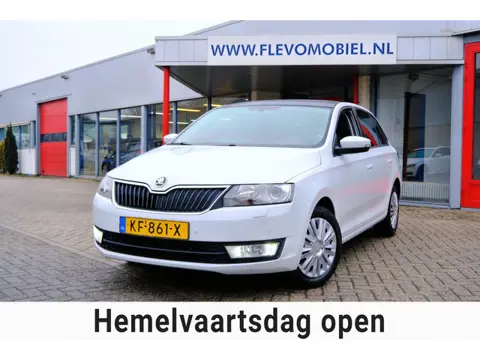 Skoda Rapid Spaceback 1.2 TSI Greentech JOY Pano|Xenon|Navi|CarPlay
