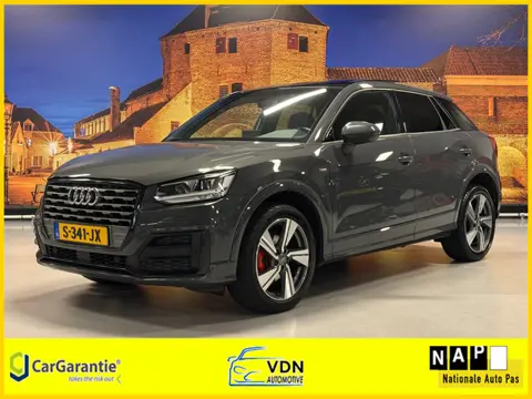 Audi Q2 35 TFSI S Edition Aut Panodak Leer Camera Carplay LED