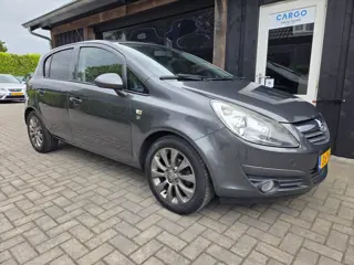Opel Corsa 1.4-16V '111' Edition