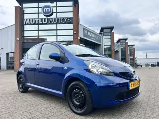 Toyota Aygo 1.0-12V + Airco CAMERA 5DEURS APK