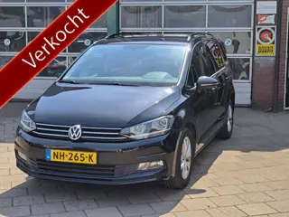 Volkswagen Touran 1.4 TSI Connected Series 7p/Trekhaak/Navi/AUR-cam/Ergo-stoel