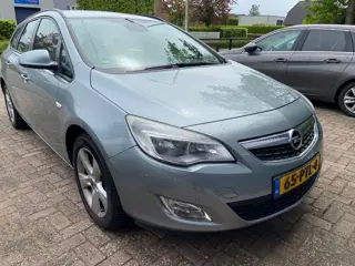 Opel Astra Sports Tourer 1.4 Turbo Edition, BJ`2011, Trekhaak