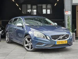 Volvo V60 1.6 T3 R-Design|2e eig|NAP|AUT|PDC|Trekhaak|Cruise