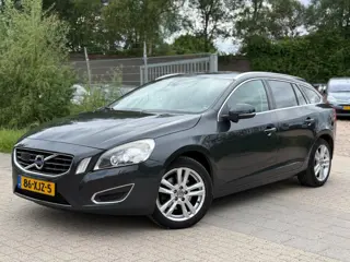 Volvo V60 1.6 T3 Summum AIRCO CRUISE PSENSOR XENON LEDER