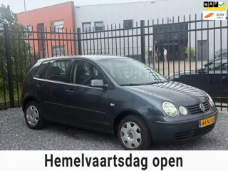 Volkswagen Polo 1.4-16V Comfortline AIRCO!CRUISE!KOOPJE!