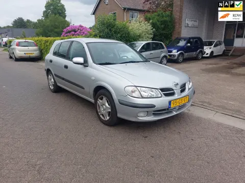 Nissan Almera 1.5 Ambience