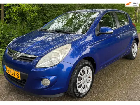 Hyundai I20 1.2i i-Motion 2011 5-DRS AIRCO NIEUWE APK