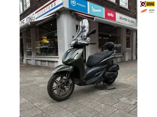 Piaggio Scooter Piaggio 400 Beverly S HPE Matgroen / Verde Opaco