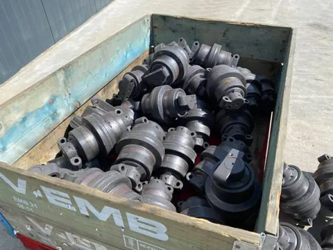 Volvo ECR88 Bottom Rollers (bj 2025)