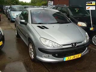 Peugeot 206 CC 2.0-16V (uniek km nl auto)nap apk