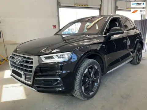 Audi Q5 2.0 TFSI quattro S-LINE, PANO, BINNENKORT BINNEN!