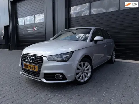 Audi A1 SPORTBACK 1.2 TFSI Ambition Pro Line| Nwe Ketting|Stoel verw|PDC|Clima|LMV|