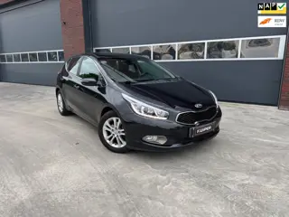 Kia Cee'd 1.6 CRDi Plus Pack Navi Camera Led