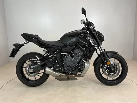Yamaha MT 07 PURE (bj 2024)