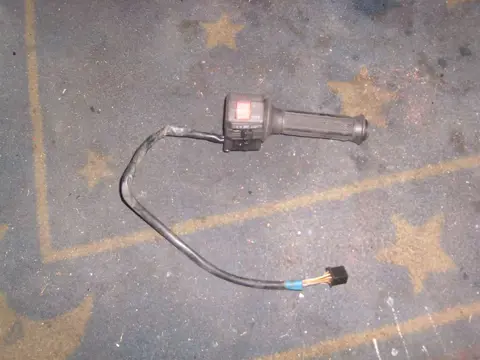 Throttle grip Suzuki GSX F 600 1988 - 1997