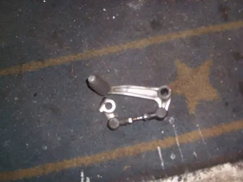 Gear change pedal  Suzuki GSX F 600 1988 - 1997