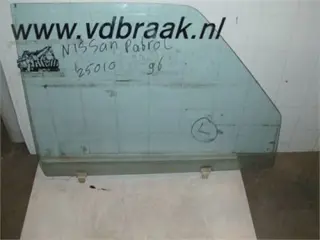 Nissan Patrol GR 4 deurs 1988-1998 Portierraam rechts voor