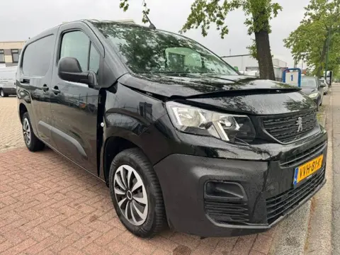 Peugeot Partner 1.5 BlueHDi 100 L2 3zits Airco,Cruisecontrol VOORSCHADE