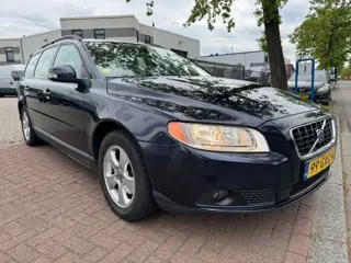 Volvo V70 2.0 145pk Kinetic Airco/ECC,Navigatie,Leder
