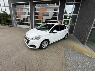 PEUGEOT 208 1.2 PureTech Blue Lion