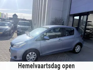 Toyota Yaris 1.3 VVT-i Now 2E EIG! AIRCO! 5DEURS! INRUIL MOGELIJK!