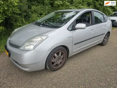Toyota Prius 1.5 VVT-i