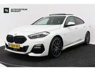 BMW 2-serie Gran Coupé 218i Executive Edition (PANORAMADAK, STOELVERWARMING, STUURVERWARMING, NAVIGA