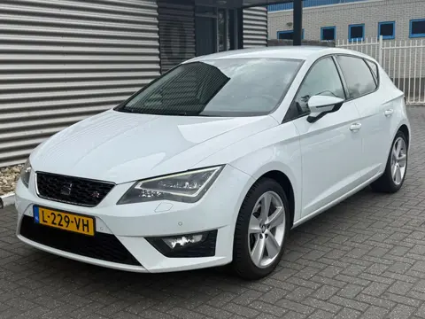 Seat Leon 1.8 TSI FR Business | Nieuwe Ketting.