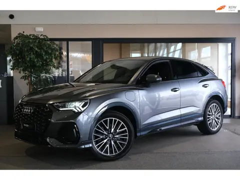 Audi Q3 Sportback 45 TFSIe 245pk 2x S-line Matrix Led Cam Cruise Navi Virtual