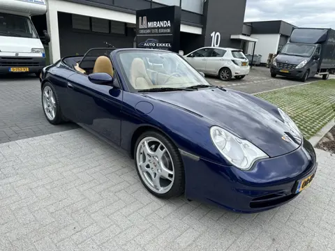 Porsche 911 Cabrio 3.6 Carrera 4 (bj 2002, automaat)