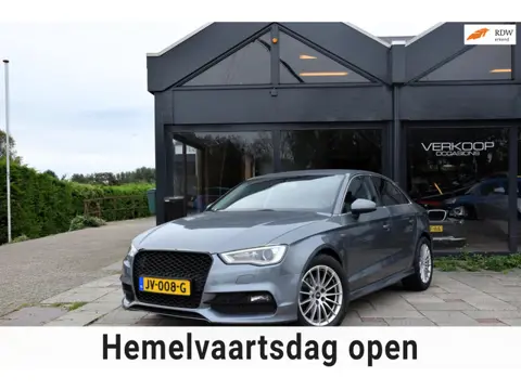 Audi A3 Limousine 1.6 TDI Adrenalin Automaat S line