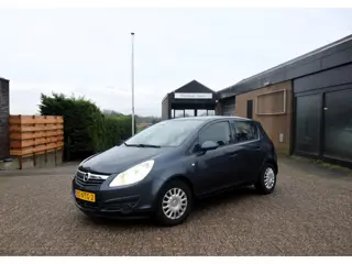 Opel Corsa 1.2-16V Selection
