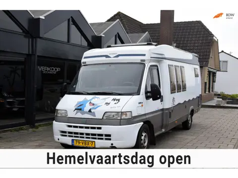 Fiat 230 Ducato 14 Camper, Zonnepaneel