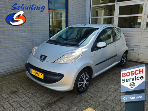 Peugeot 107 1.0-12V XR (bj 2009)