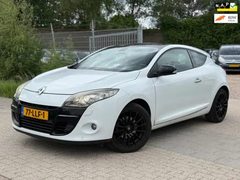 Renault Mégane Coupé 1.6 Dynamique CRUISE PSENSOR PANO