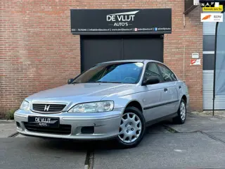 Honda Accord 1.8i LS | Automaat | Elektrische Ramen | Radio Cd Speler | Centraal Vergendeling | Stuu