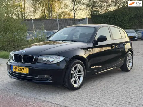 BMW 1-serie 116i Business Line Sport AIRCO CRUISE PSENSOR