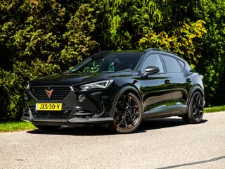 Cupra Formentor VZ5 | 390 PK! | Carbon | Dealer Oh | Uniek!